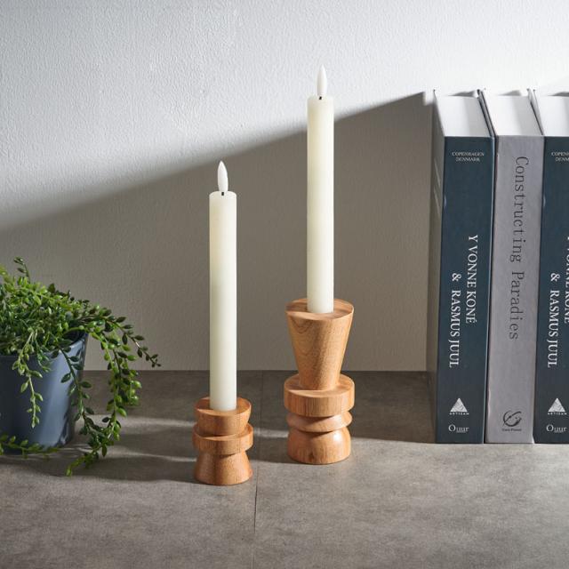 置く場所に困らない小ぶりなサイズ