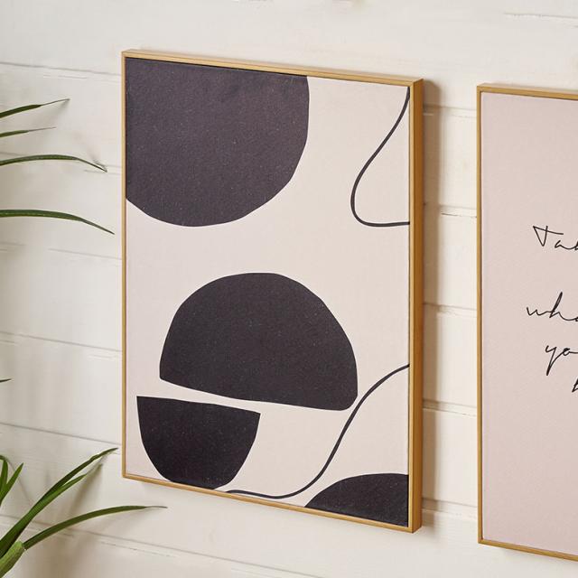 立体的なモダンアートインテリア