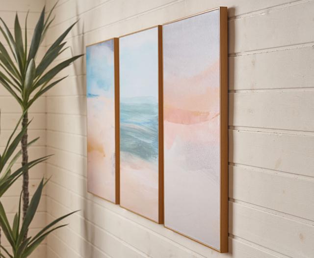 シンプルなデザインのポスター