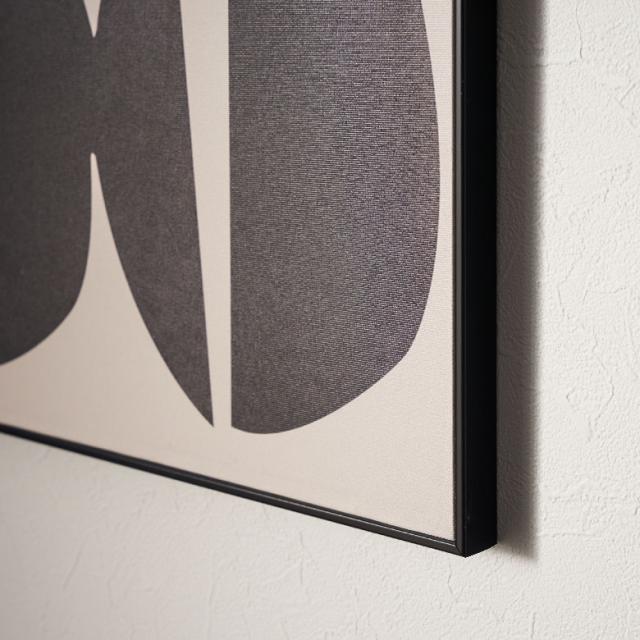 シンプルなデザインのポスター