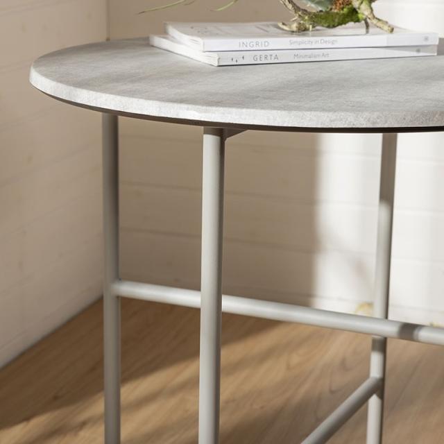 シックなメタル素材