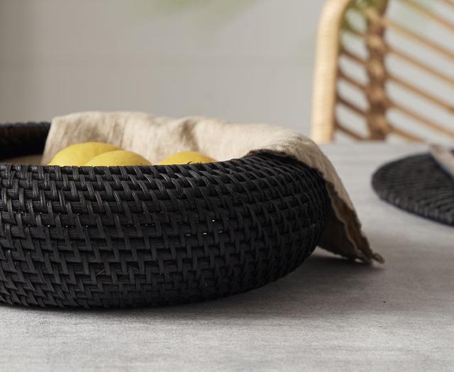 アジアンリゾートの空間を作るテーブルウェア