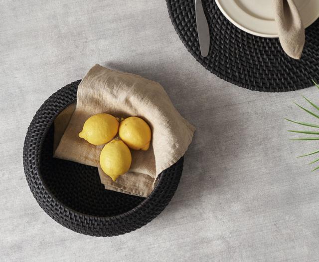 天然素材のバスケット