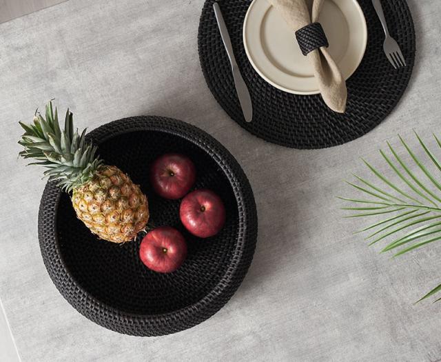 天然素材のバスケット