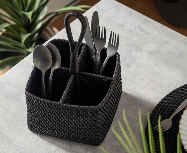 黒色のキッチン雑貨