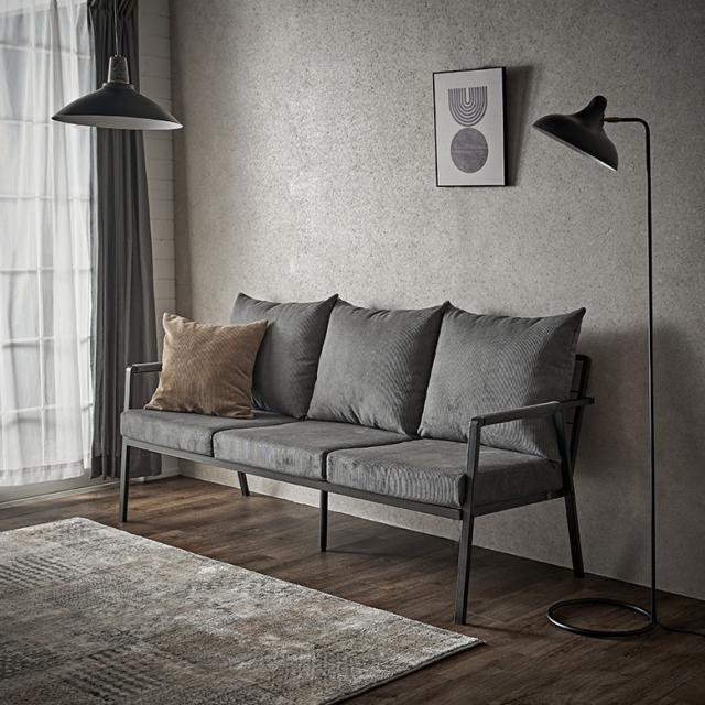 スタイリッシュなデザインで、空間をモダンでおしゃれに演出