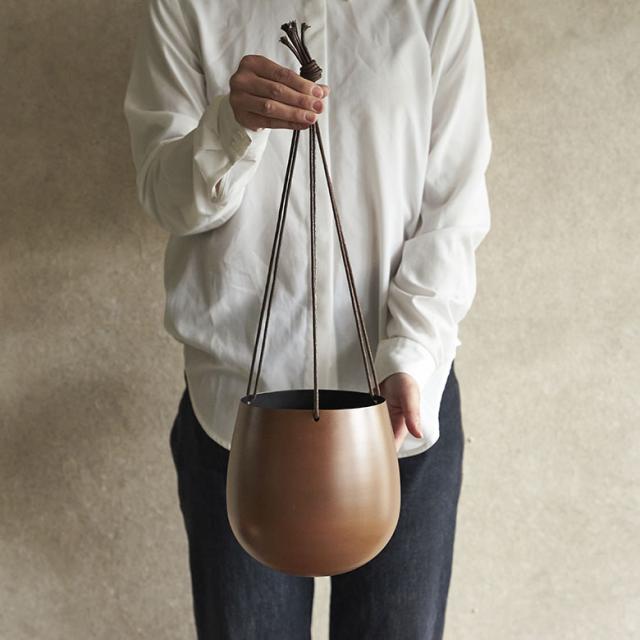 使いやすいサイズのハンギングポット