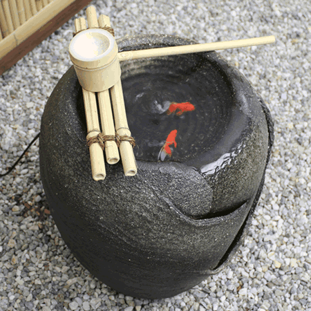 水琴窟 すいきんくつ つくばい 湧き水