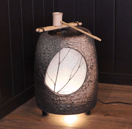 水琴窟 すいきんくつ つくばい 湧き水