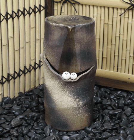 水琴窟 すいきんくつ つくばい 湧き水