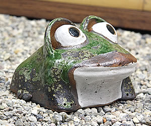 かえる 陶器かえる しがらき蛙 カエル置物 信楽焼