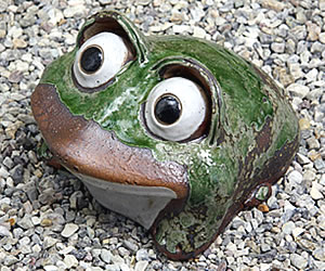 かえる 陶器かえる しがらき蛙 カエル置物 信楽焼