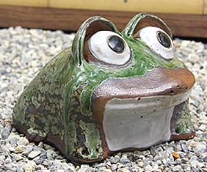 かえる 陶器かえる しがらき蛙 カエル置物 信楽焼