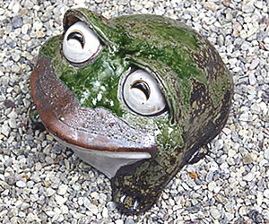 かえる 陶器かえる しがらき蛙 カエル置物 信楽焼