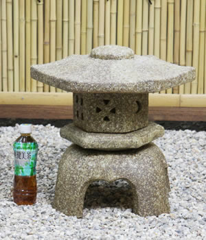 とうろう　陶器灯籠　燈篭　庭用灯篭　しがらきやき