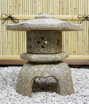 とうろう　陶器灯籠　燈篭　庭用灯篭　しがらきやき