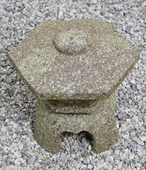 とうろう　陶器灯籠　燈篭　庭用灯篭　しがらきやき