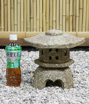 とうろう　陶器灯籠　燈篭　庭用灯篭　しがらきやき