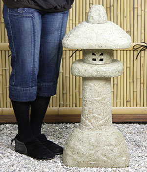 とうろう　陶器灯籠　燈篭　庭用灯篭　しがらきやき