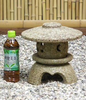 とうろう　陶器灯籠　燈篭　庭用灯篭　しがらきやき