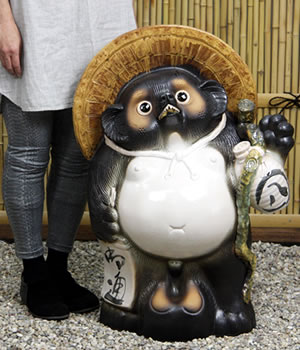 狸 たぬき 置物