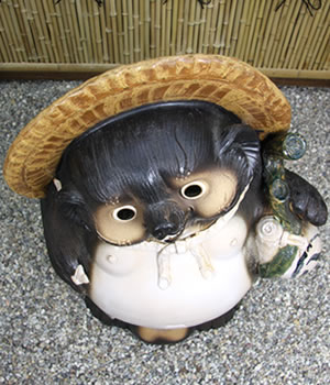 狸 たぬき 置物