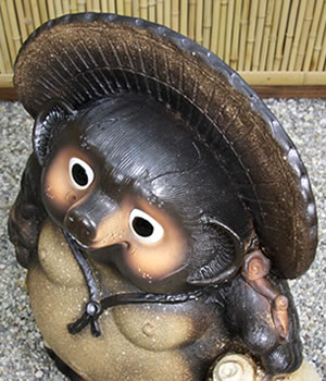 狸 たぬき 置物