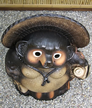 狸 たぬき 置物