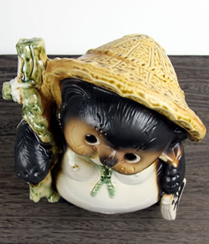 狸 たぬき 置物
