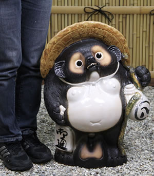 狸 たぬき 置物