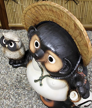 狸 たぬき 置物