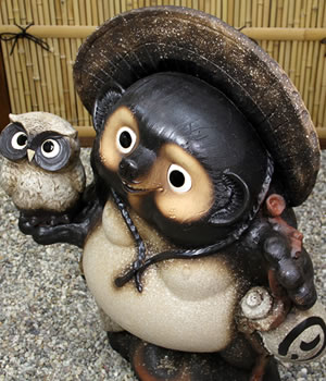 狸 たぬき 置物