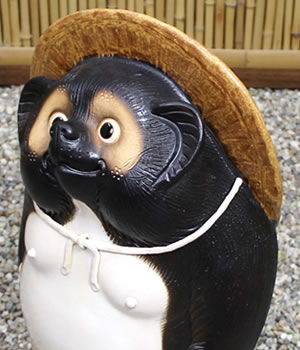 狸 たぬき 置物
