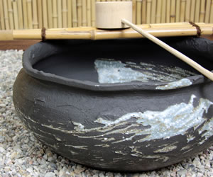 つくばい 陶器ツクバイ しがらきやき蹲 信楽焼