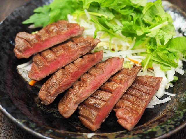 牛タンステーキ