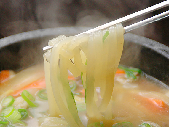 業務用韓国湯麺(たんめん)アップ
