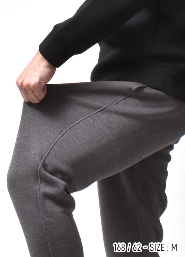 ダンボールニットパンツ