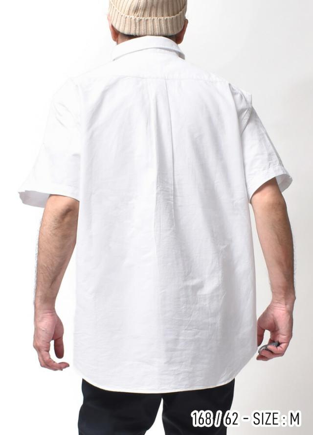 プルオーバーシャツ