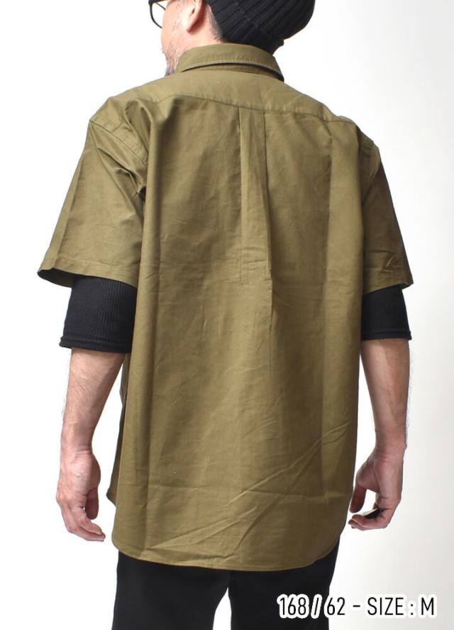 プルオーバーシャツ