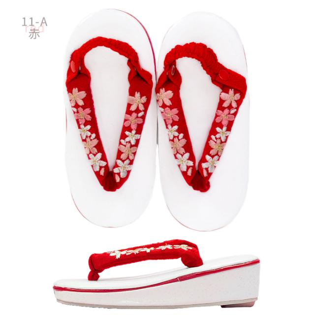 女の子刺繍草履