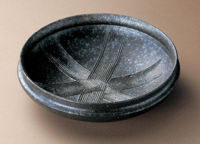黒窯変クシ目10.0丸鉢［信楽焼　陶器・信楽焼　キッチン　食器　盛鉢］