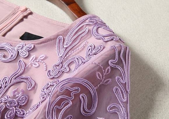 パーティードレス 立体感 刺繍 半袖 2色 レース ボートネック ミニ丈