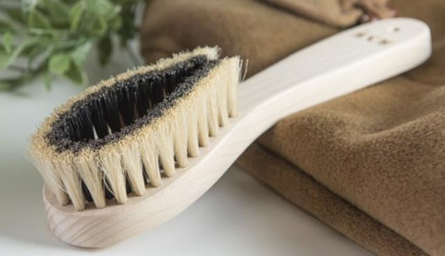 キナル別注 アートブラシ社 洋服のお掃除ブラシ Ketoru 正規品 アートブラシ 洋服ブラシ 日本製 ブラシ 浅草 Art Brush 猪毛 白馬尾毛 制服 スーツ 春物がお買い得 週末限定sale Www Iacymperu Org