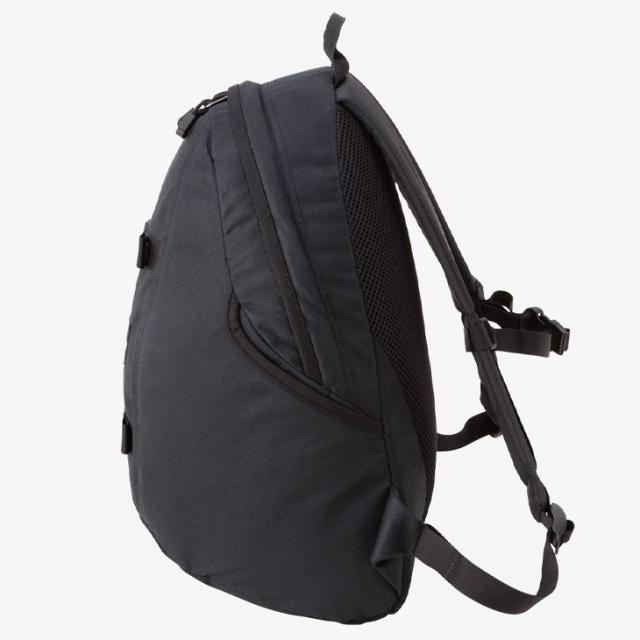 【MACPAC】 ツイ　デイパック20L macpac マックパック バックパック 20.5L リュック メンズ