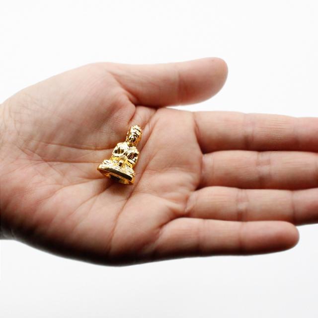 金色メッキの勢至菩薩様のお守り