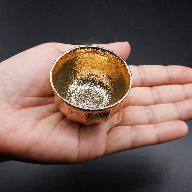 純金塗の金杯