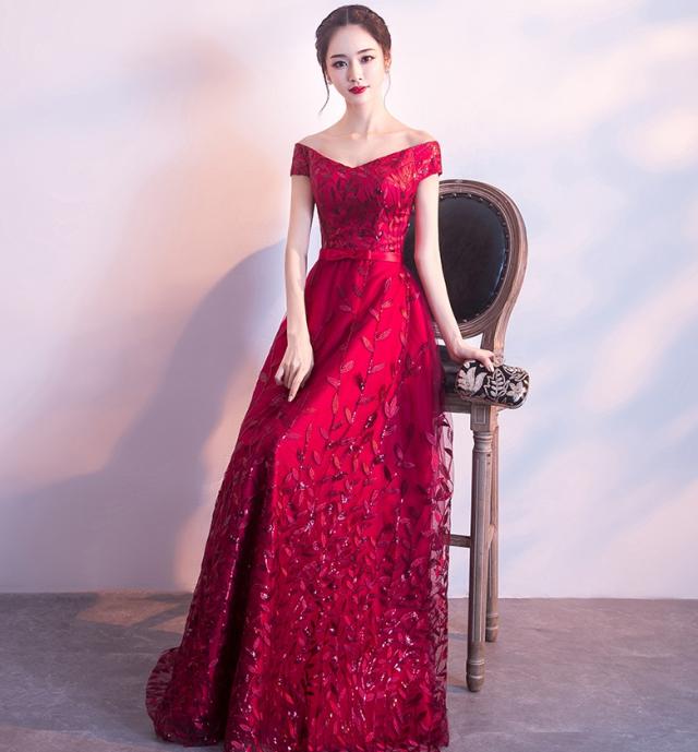 半袖　ロング丈　肩見せ　ワンピース　ドレス　ワインレッド 華やか ドレッシー 肩出し パーティドレス　結婚式ドレス 送料無料 靴