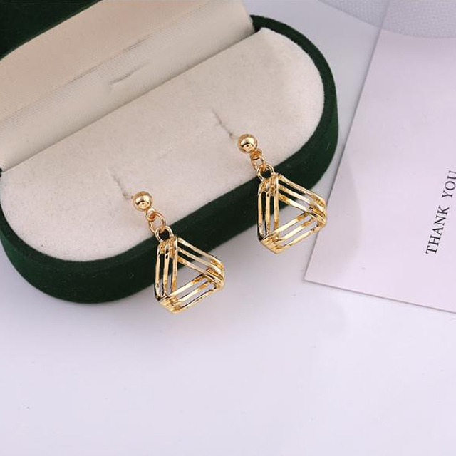 ピアス イヤリング レディース