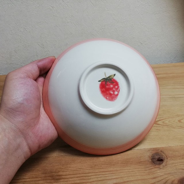 Amazon｜イチゴ柄キッチン食器シリアルスープ用磁器ボウルパスタ