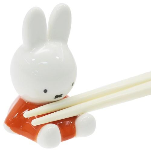 ミッフィー 箸置き 磁器製 立体 チョップスティックレスト ディックブルーナ ギフト雑貨 絵本キャラクター グッズ